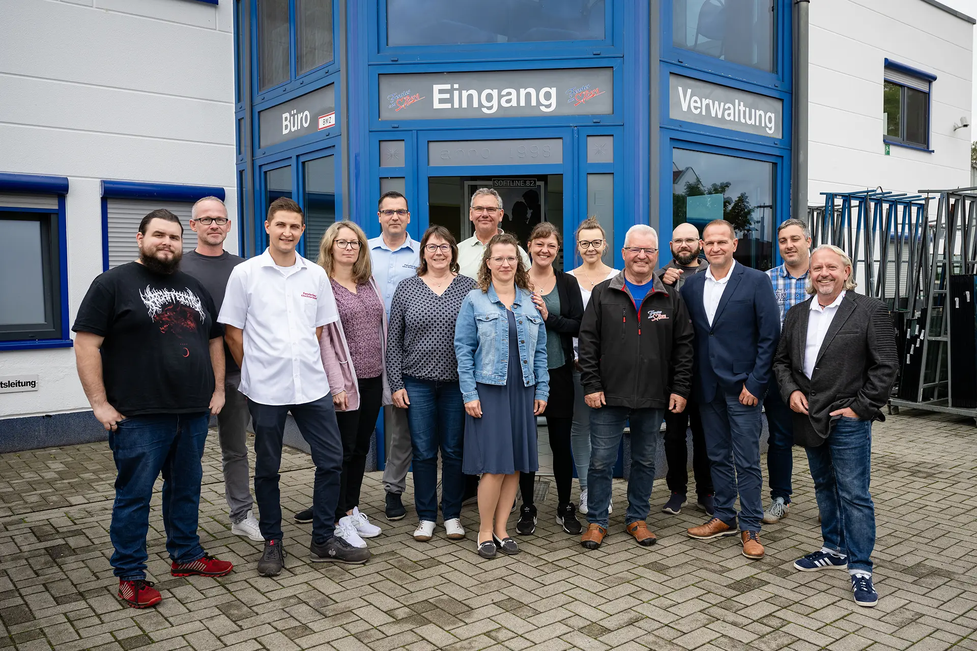 JS1 Fertigungshalle für Fenster und Türen